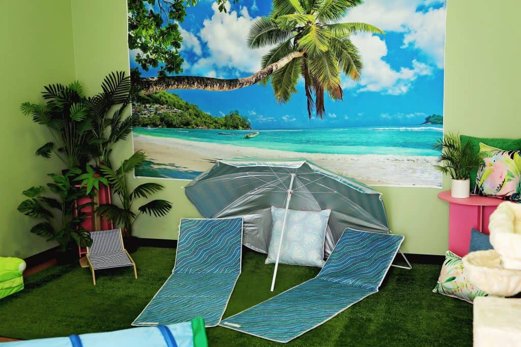 Tropical Room